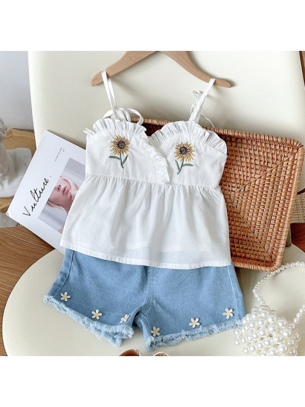 【18M-7Y】Girl Sweet White Embroidered Sling Top Denim Shorts Set