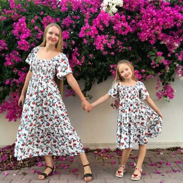 Round Neck Flower Print Mom Girl Matching Dress - Popopiestyle.com 