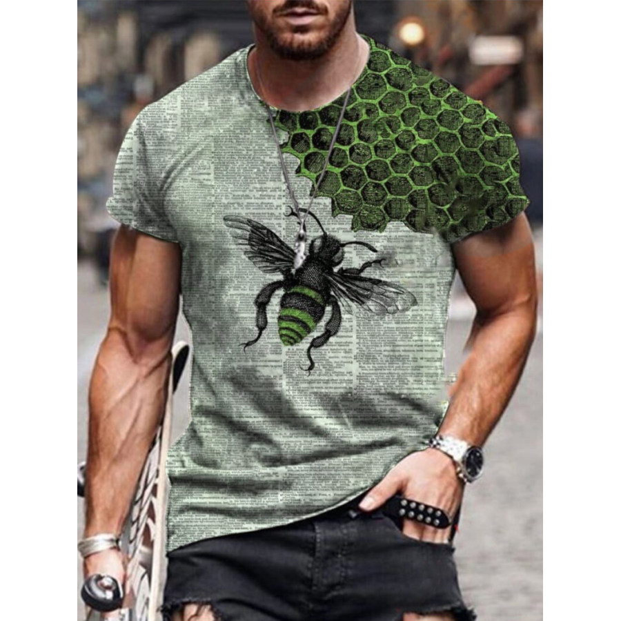 

Designer Newspaper Art Bee Print T-shirt
