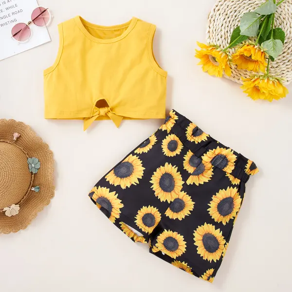 【4Y-9Y】 2-Piece Girls Yellow Sleeveless Short T-Shirt And Sunflower Print Shorts Set - Popopiearab.com 