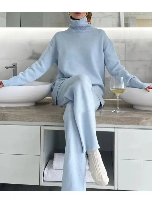 Ladies' Elegant Light Blue Woolen Suit - Funluc.com 