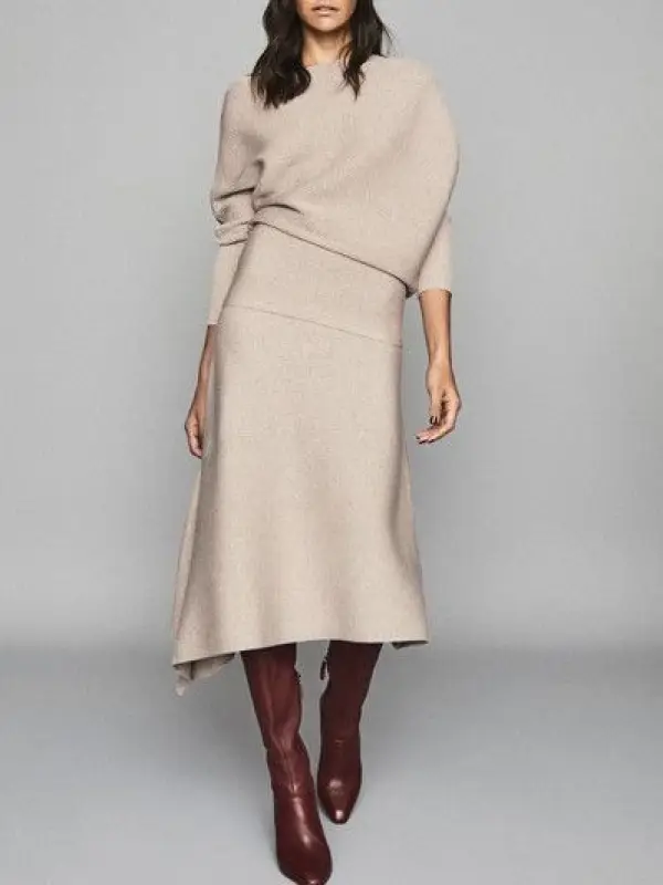 Ladies' Elegant And Simple Asymmetric Shawl-style Woolen Half Skirt Suit - Funluc.com 