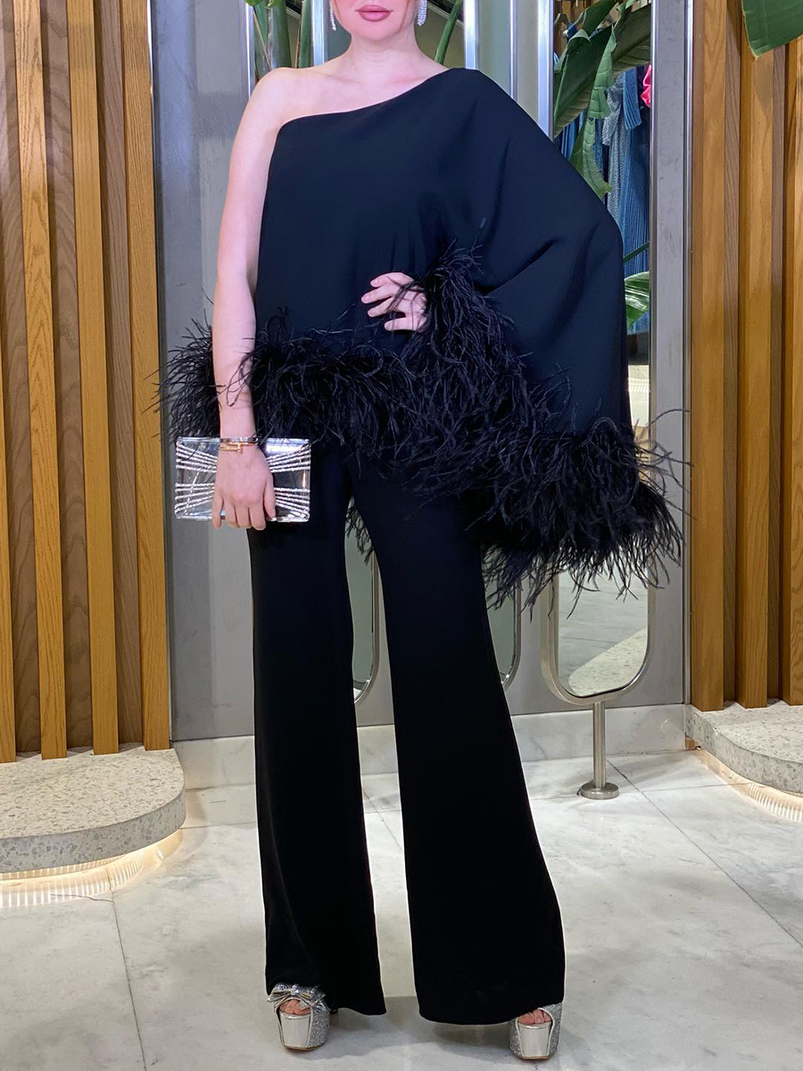 Ladies Elegant Fashion Off Shoulder Feather Patchwork Solid Color Sleeveless Jumpsuit