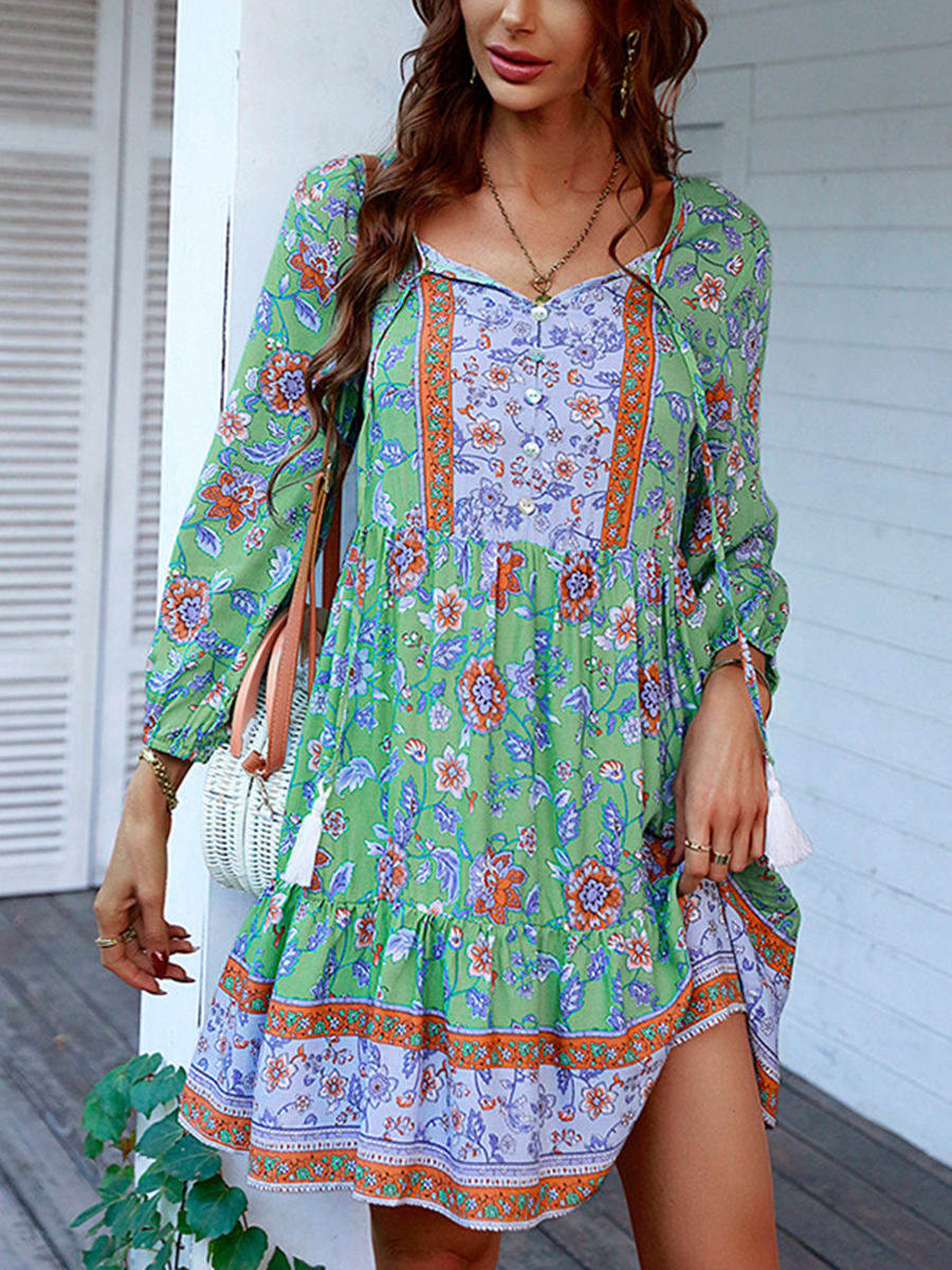 Bohemian Floral Positioning Print Casual Holiday Style Three quarter Sleeve Shift Dress