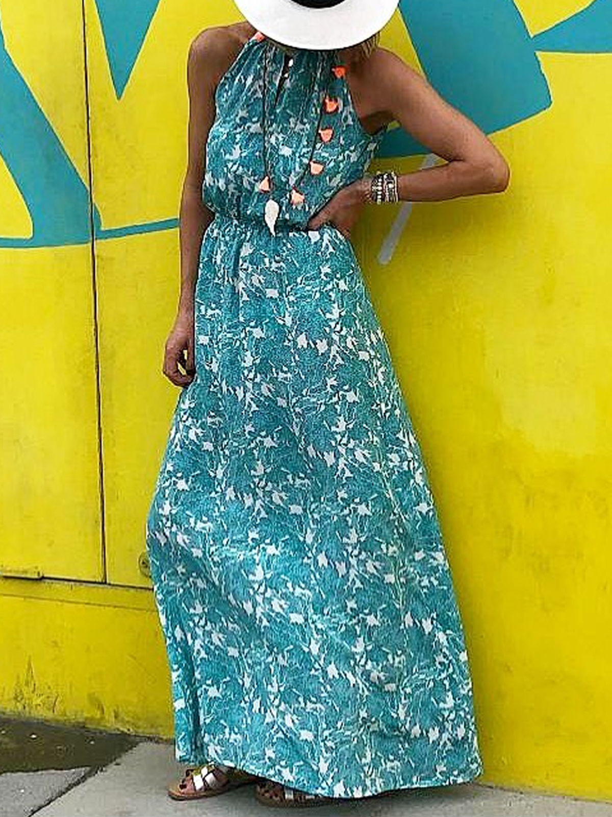 Floral Print Sleeveless Halter Neck Maxi Dress