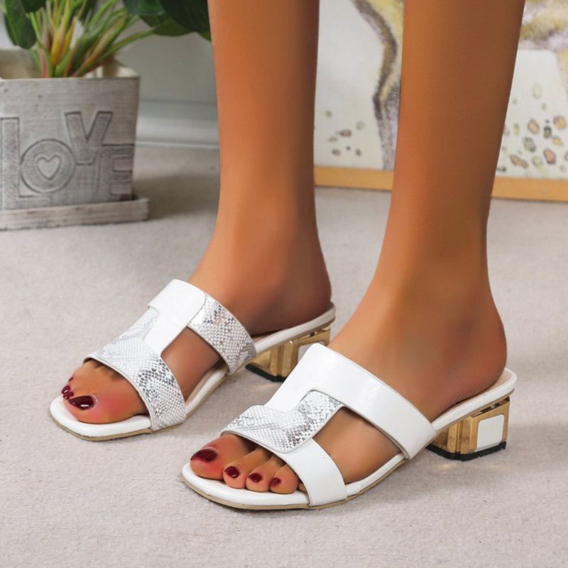 Vintage Chunky Square Toe Low Heel Sandals