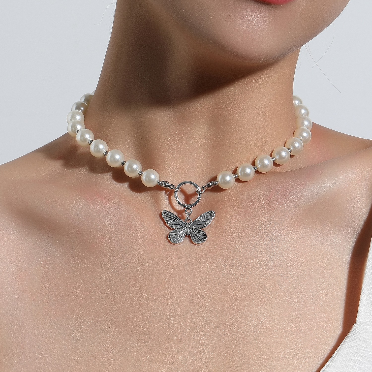 Short Vintage Metal Butterfly Pendant Necklace