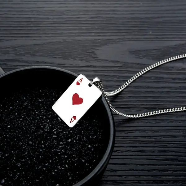 Креативный кулон с игральными картами в форме сердца - Paleonice.com 