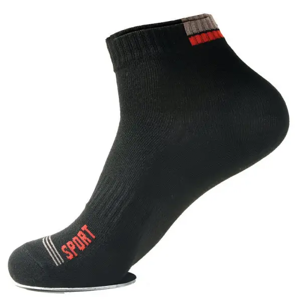 Men's Comfortable Mid-tube Breathable Alphabet Sports Socks - Yiyistories.com 