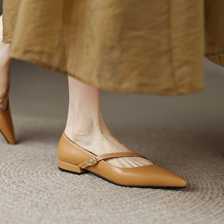 Ladies Vintage Pointed Toe Single Breasted Low Heel