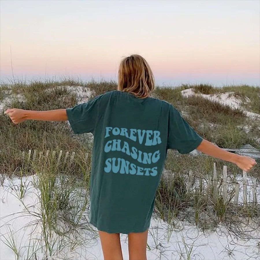 

Forever Chasing Sunsets Print Women's T-shirt