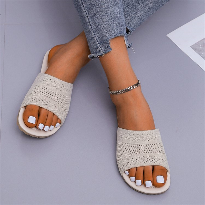 Round Head Woven Beach Slippers