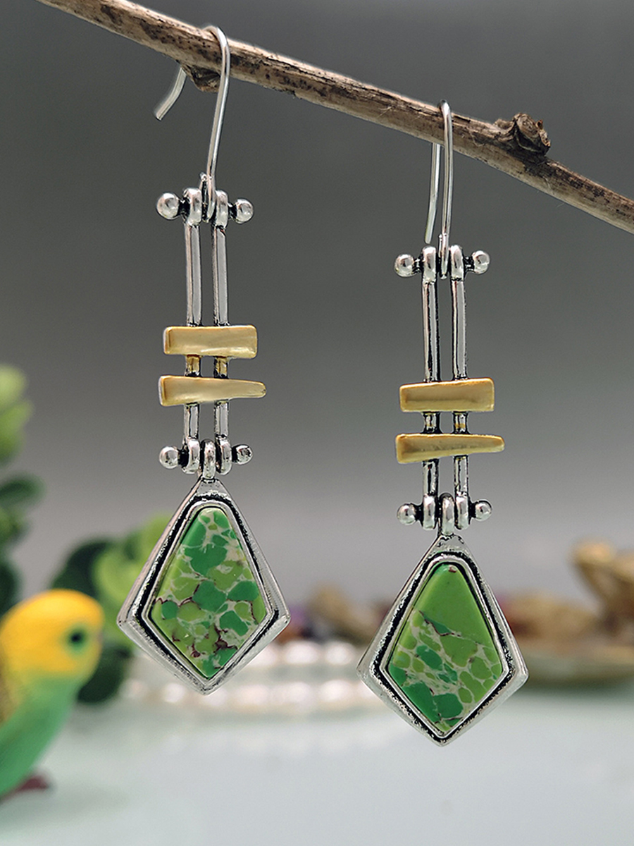 Fashion Green Stone Earrings