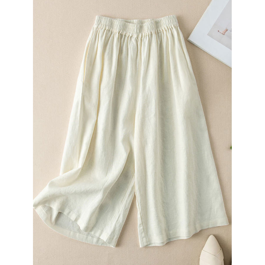 

Casual Loose Solid Color Elastic Waist Shorts