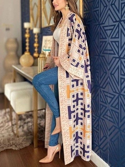 Women's Elegant Geometric Contrast Print Flared Sleeve Cardigan