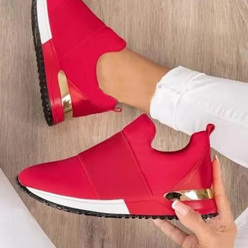 Fashionable And Lightweight Sneakers