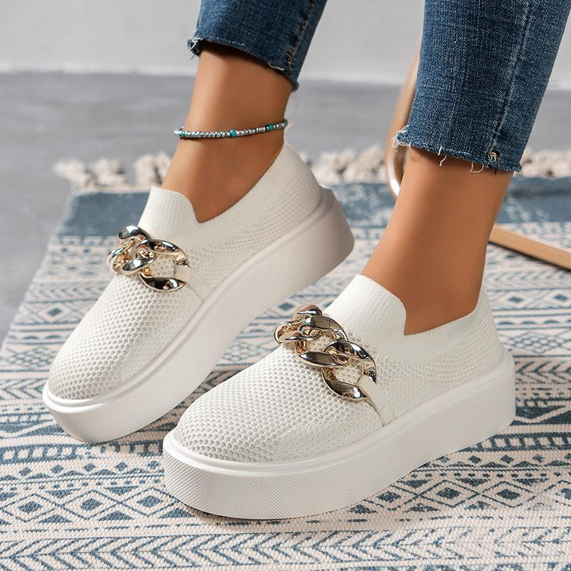 Fashionable And Lightweight Sneakers