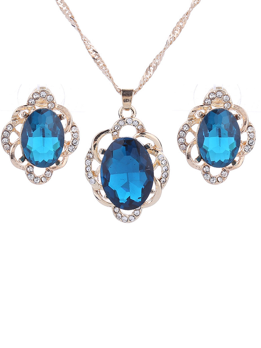 Fashionable Sapphire And Diamond Earrings Necklace Combination Set