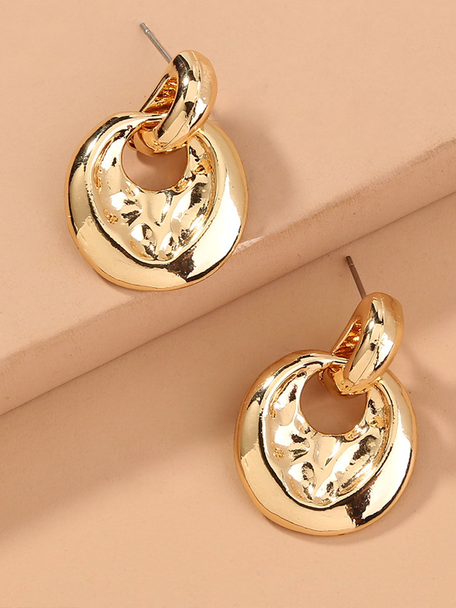 Baroque Metal Texture Generous Temperament Circle Earrings