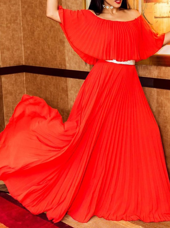 Women's Fashion Casual One Shoulder Solid Color Pleated Holiday Maxi Dress