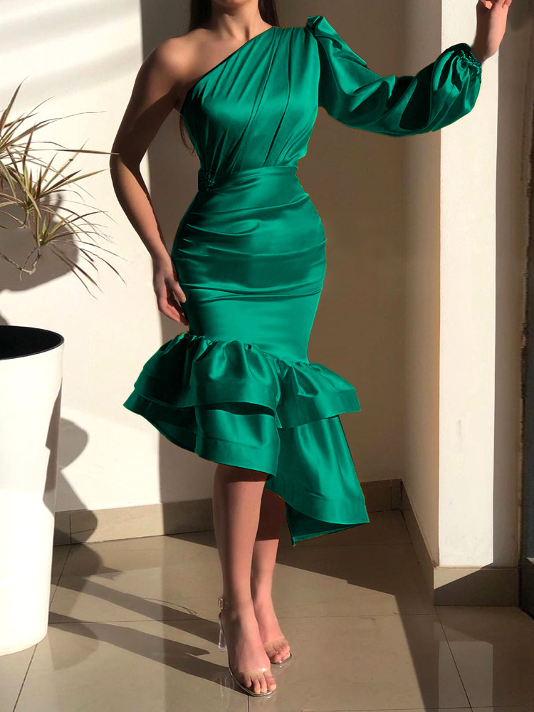 Women's Fashion Elegant One Shoulder Slant Neck Slim Fit Ruffle Skirt Dress