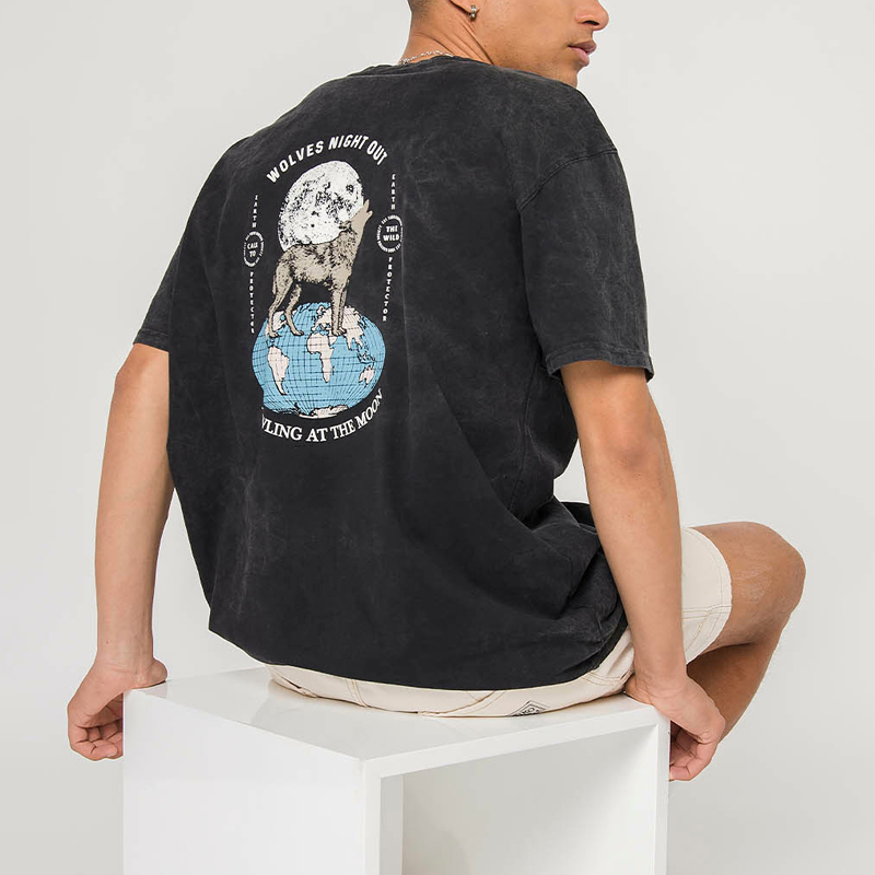 Unisex Retro Howling Wolves Washed T shirt