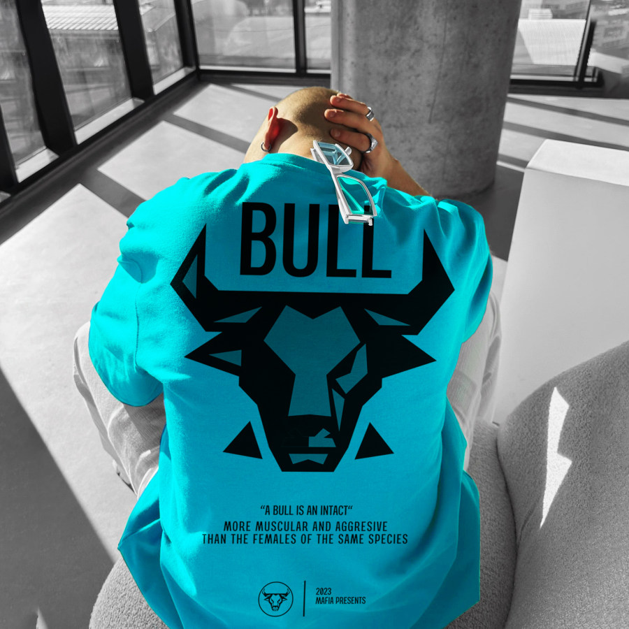 

Oversize Bull Tee