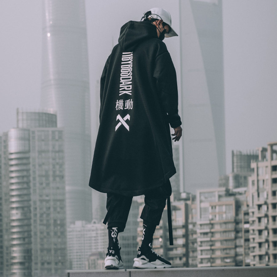 

Water-resistant Black Japanese Hooded Overcoat Jackets