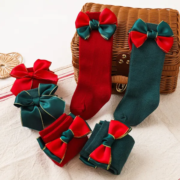 【0M-3Y】2-Piece Red And Green Bow Socks Set - Thefolls.com 