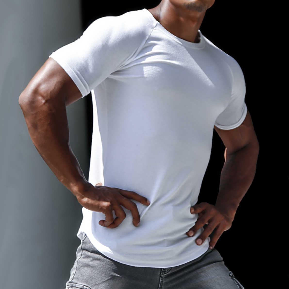 Men's Outdoor Casual Breathable Chic Round Neck Cotton Short-sleeved Bottoming Shirt Sports Fitness Running Training Slim Tee