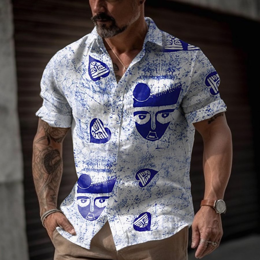 

Camisa Con Estampado De Estatua De Tiki Junto Al Mar De Vacaciones Hawaianas Vintage Para Hombre
