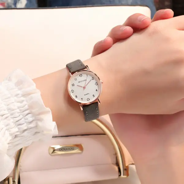 Ins Super Hot Small Dial Watch Female Middle School Students Korean Version Of The Simple Trend Ulzzang Retro Art And Small Fresh - Glurrow.com 