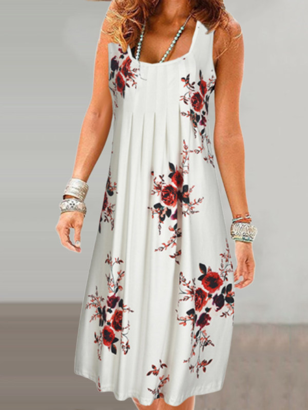 

Round Neck Floral Printed Shift Dress