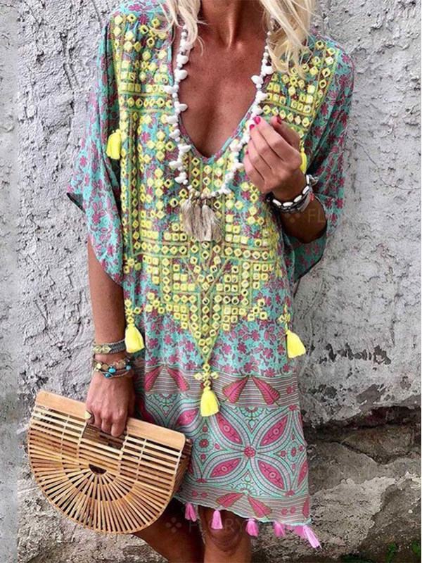 

Bohemian Printed Colour V Neck Halflong Sleeve Casual Dresses