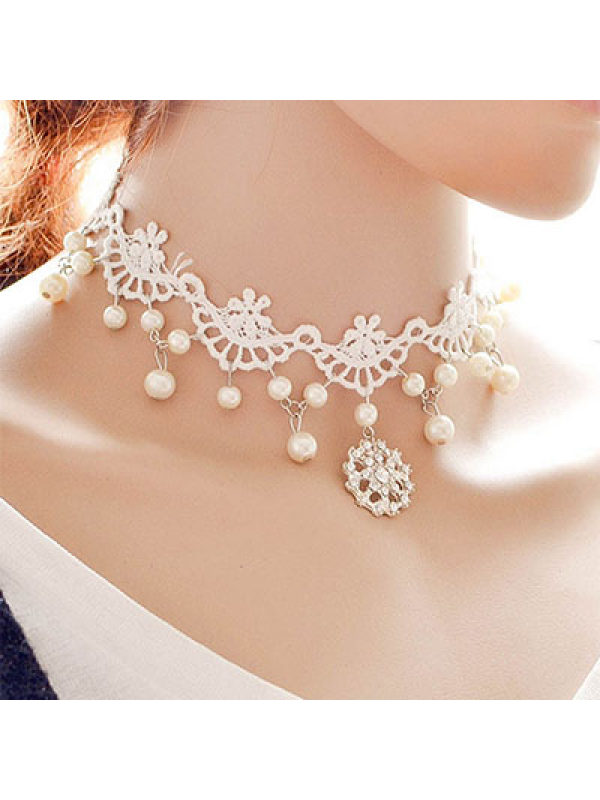 

Lace Faux Pearl Choker Necklace