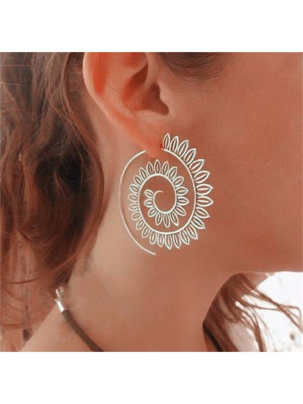 

Elegant Solid Color Earrings