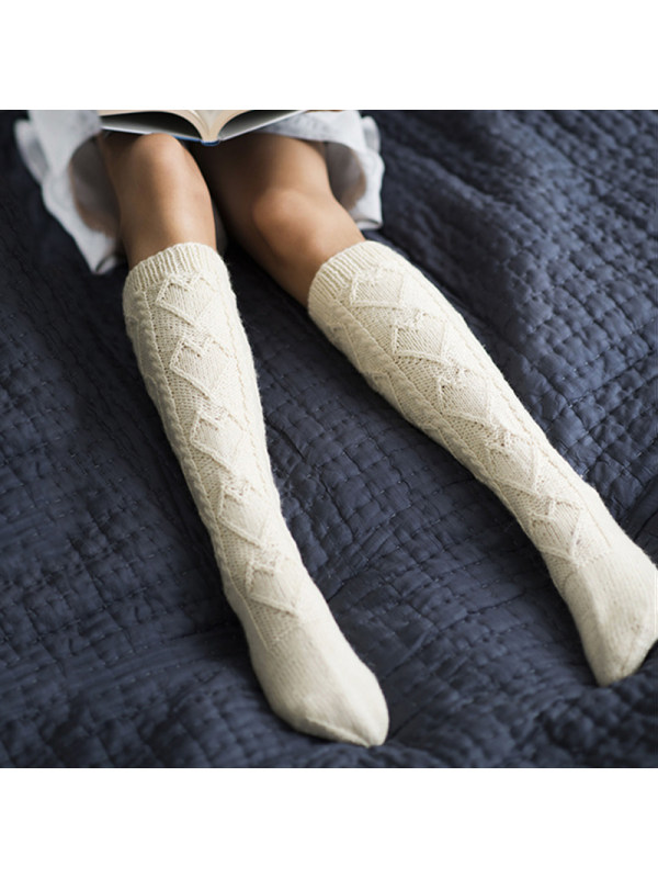 

Fashionable solid color medium tube women's socks