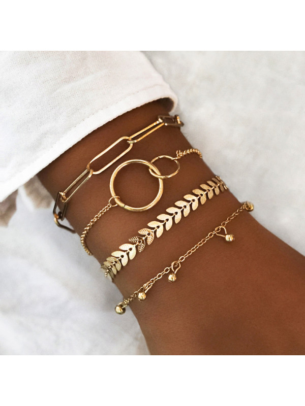 

Simple Geometric Circle Pattern Bracelet