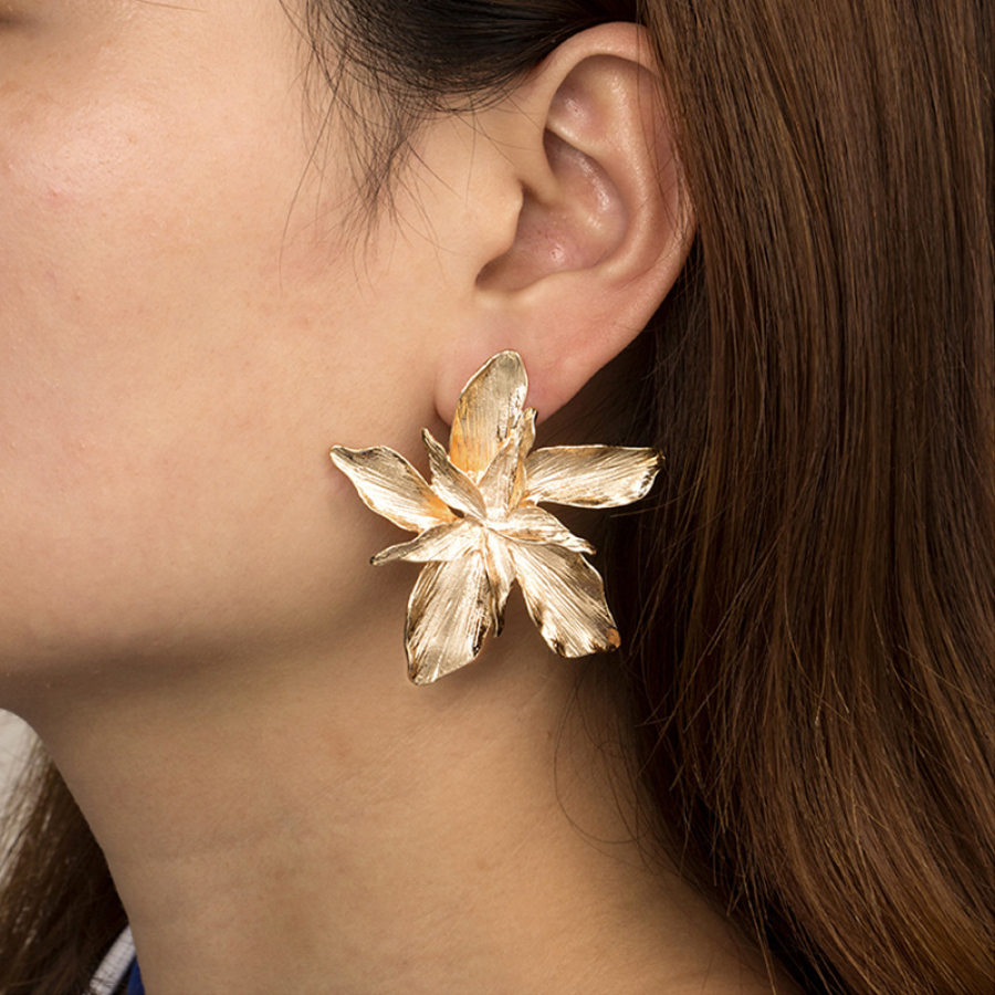 Fashionable multi layer flower earrings