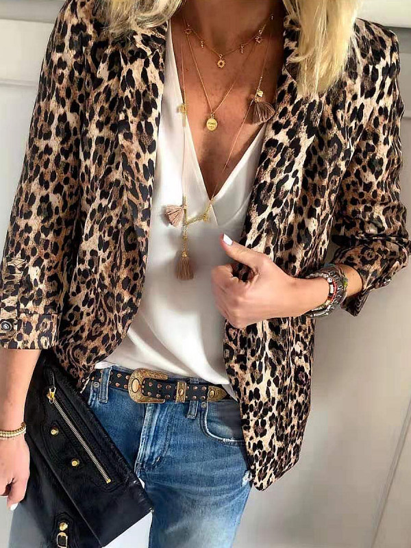 

Wild Leopard Lapel 9-point Sleeve Suit