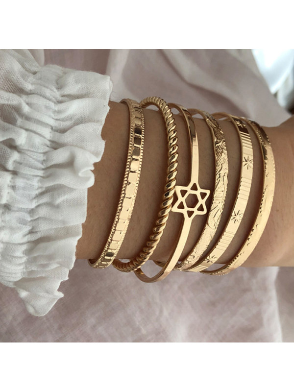 

Fashion Combination Bracelet