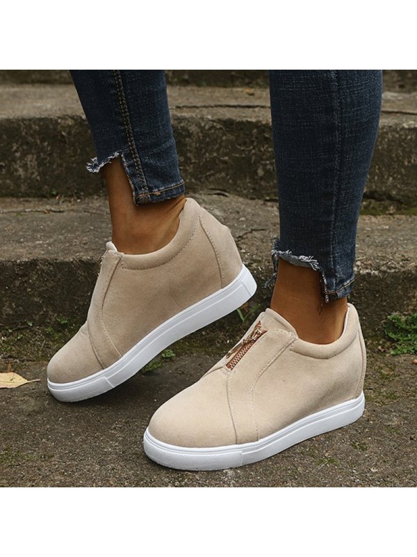 

Fashion casual flat shoes