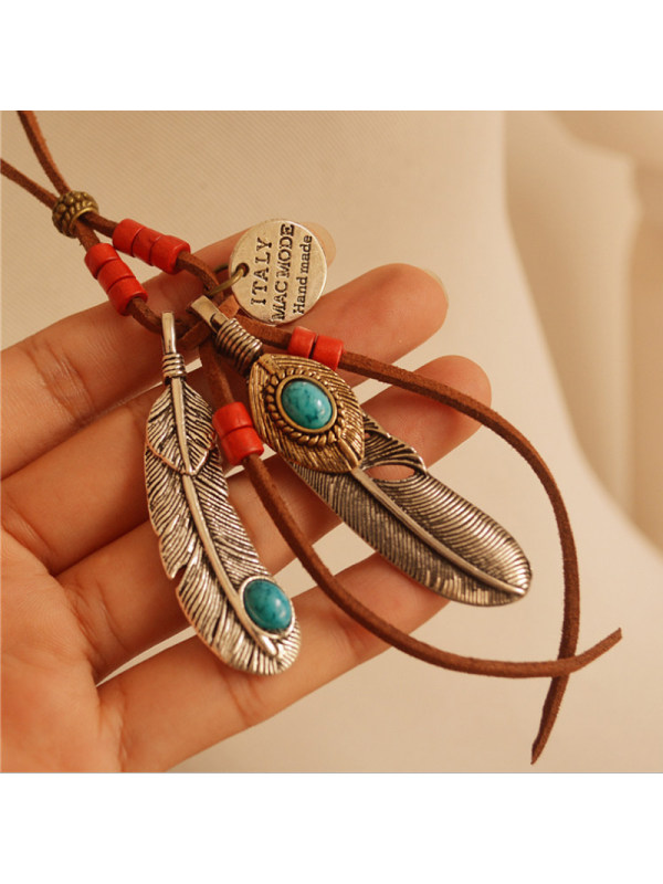 

Ethnic Style Feather Tassel Wooden Bead Long Necklace