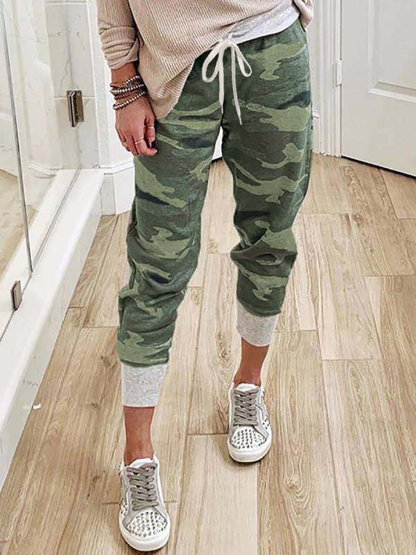 

Camouflage Print Lace-Up Pants