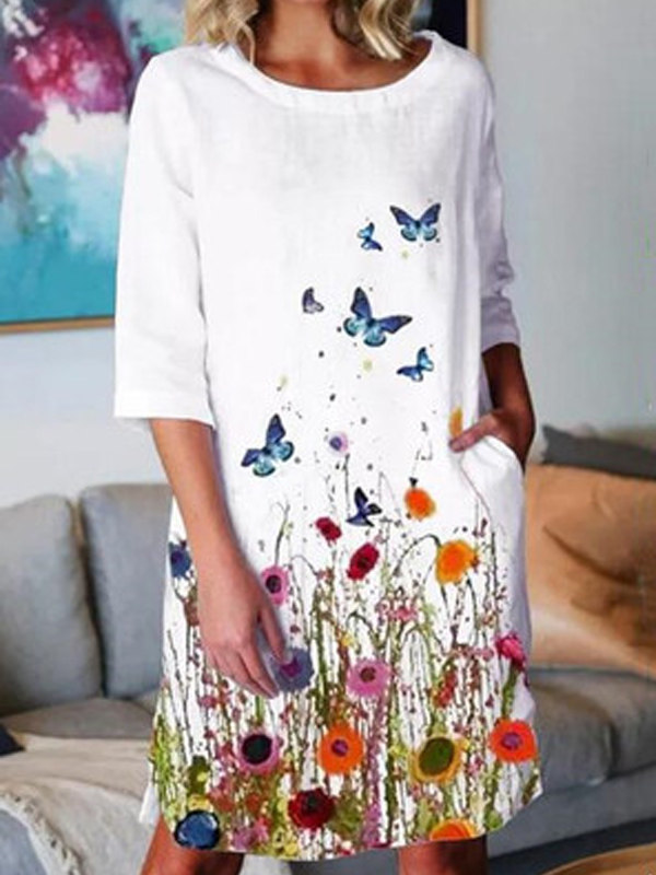 

New butterfly print three-quarter sleeve dress