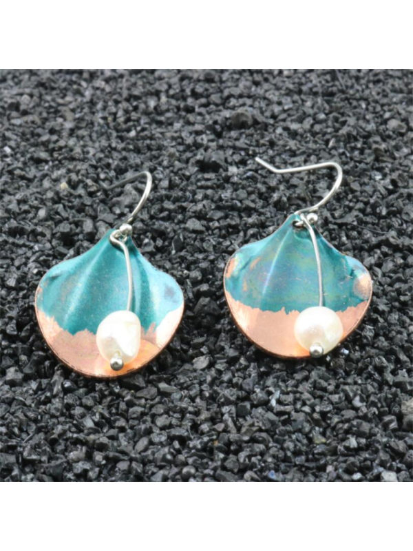 

Fashion vintage green leaf pearl earrings