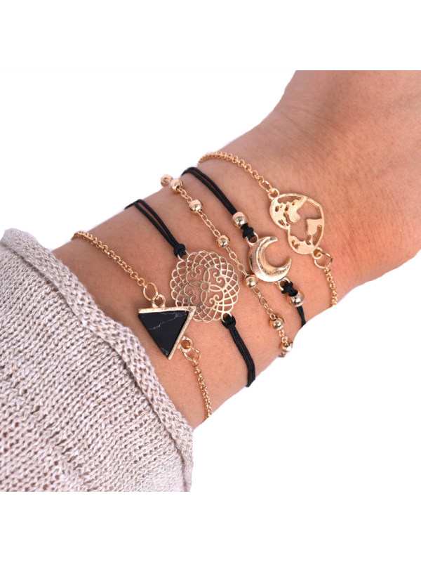 

Fashion Moon Combination Bracelet