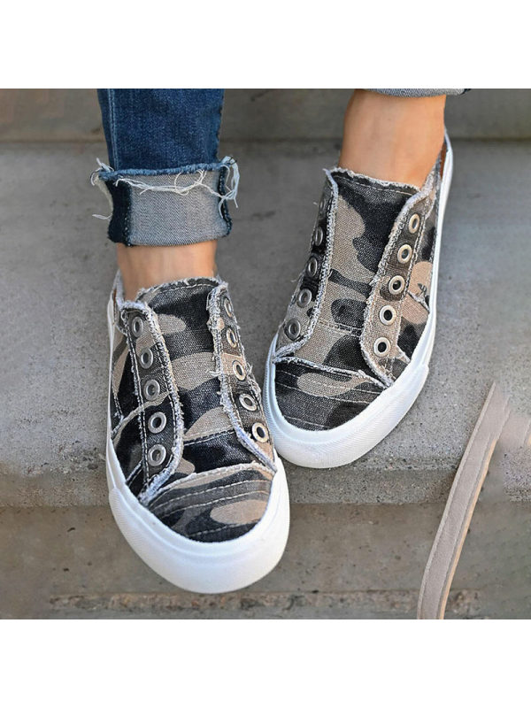 

Canvas Shoes Camouflage Anime Flat Canvas Casual Shoes