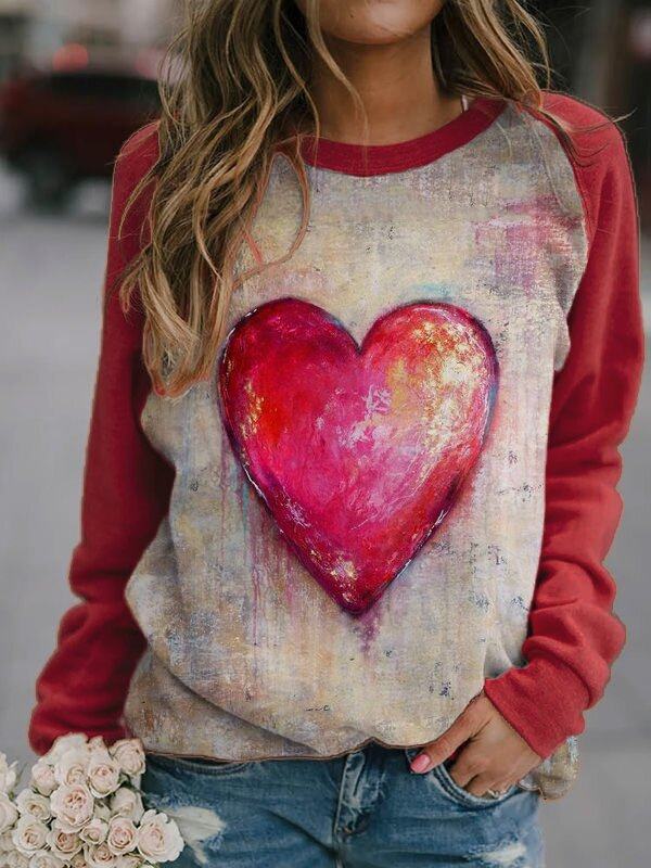 

Casual Heart Printed Long Sleeve Sweatshirt