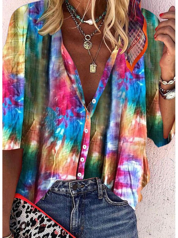 

Colorful tie-dye long-sleeved shirt